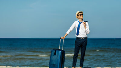 Hire Personal Assistant Travel with Me